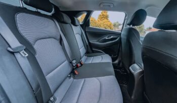 HYUNDAI I30  | FWD (przód) | Manualna | 110 KM | Srebrny full