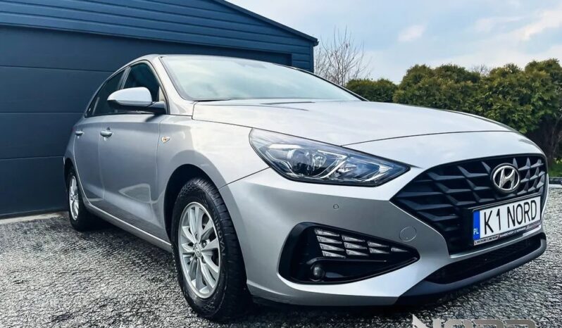 HYUNDAI I30  | FWD (przód) | Manualna | 110 KM | Srebrny full