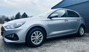 HYUNDAI I30  | FWD (przód) | Manualna | 110 KM | Srebrny full