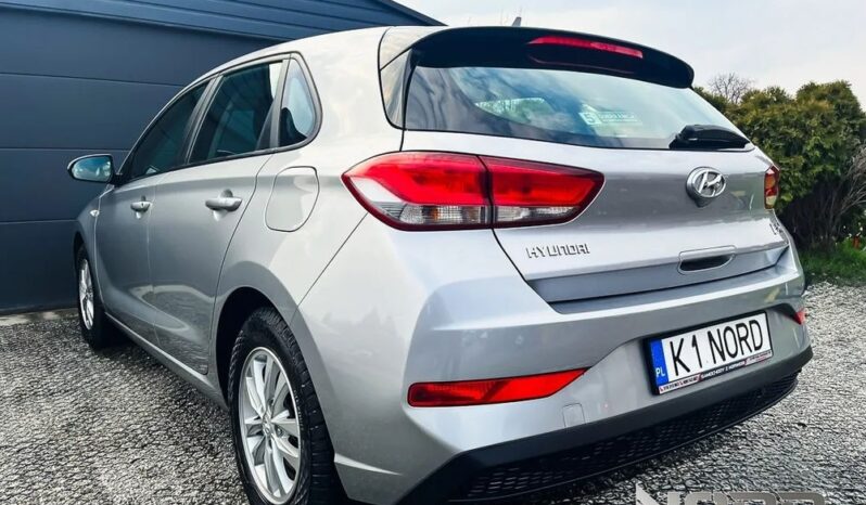 HYUNDAI I30  | FWD (przód) | Manualna | 110 KM | Srebrny full