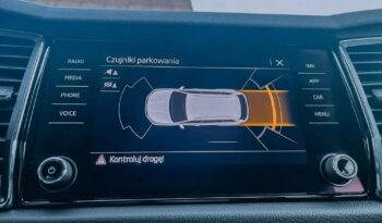 SKODA Kodiaq  | 4×4 (doł. ręcznie) | Automatyczna | 150 KM | Biały full