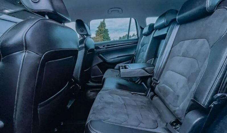 SKODA Kodiaq  | 4×4 (doł. ręcznie) | Automatyczna | 150 KM | Biały full