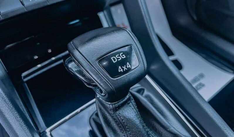 SKODA Kodiaq  | 4×4 (doł. ręcznie) | Automatyczna | 150 KM | Biały full