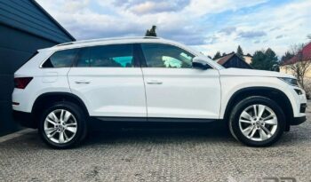 SKODA Kodiaq  | 4×4 (doł. ręcznie) | Automatyczna | 150 KM | Biały full