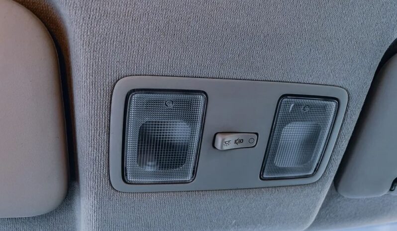 KIA Venga  | FWD (przód) | Manualna | 90 KM | Czerwony full