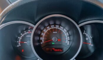 KIA Venga  | FWD (przód) | Manualna | 90 KM | Czerwony full