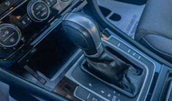 VOLKSWAGEN Golf  | FWD (przód) | Automatyczna | 140 KM | Srebrny full