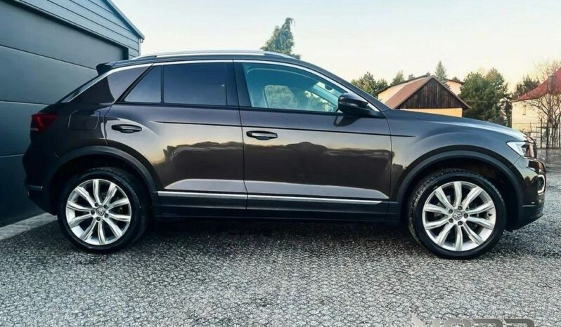 VOLKSWAGEN T-Roc  | FWD (przód) | Automatyczna | 150 KM | Brązowy full