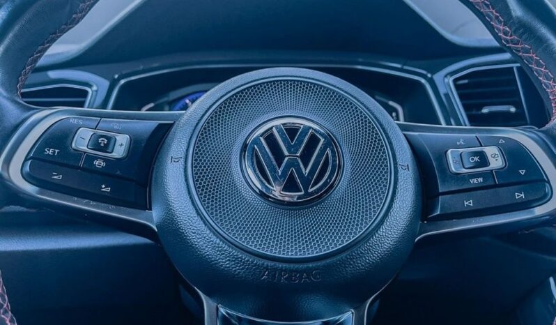 VOLKSWAGEN T-Roc  | 4×4 (stały) | Automatyczna | 190 KM | Szary full