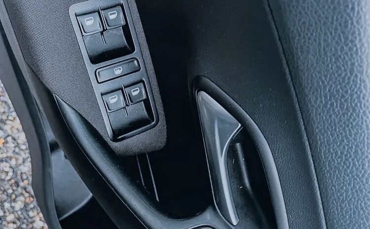 VOLKSWAGEN Polo  | FWD (przód) | Automatyczna | 95 KM | Czarny full