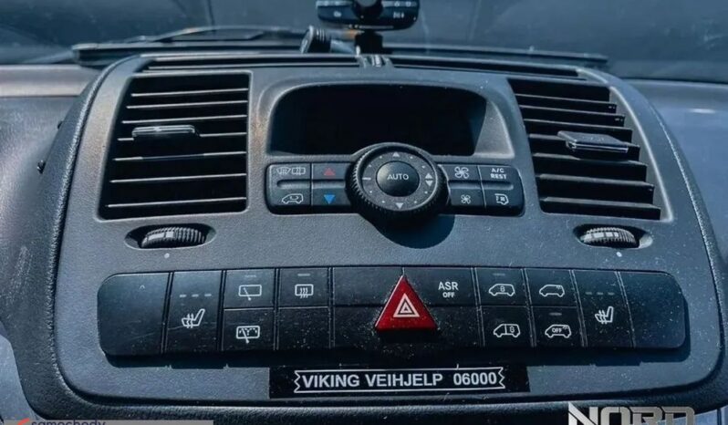 MERCEDES-BENZ Vito  | 4×4 (stały) | Automatyczna | 163 KM | Srebrny full