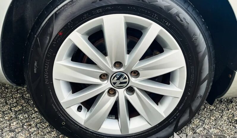 VOLKSWAGEN Passat  | FWD (przód) | Automatyczna | 105 KM | Srebrny full