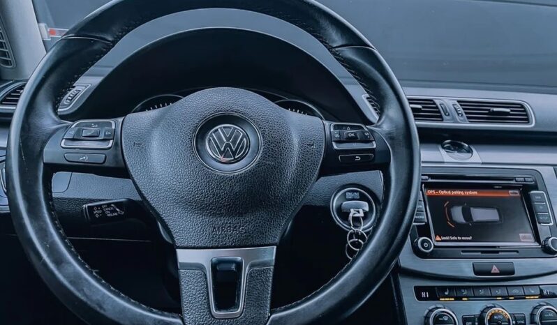 VOLKSWAGEN Passat  | FWD (przód) | Automatyczna | 105 KM | Srebrny full