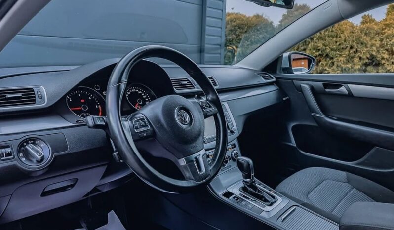 VOLKSWAGEN Passat  | FWD (przód) | Automatyczna | 105 KM | Srebrny full
