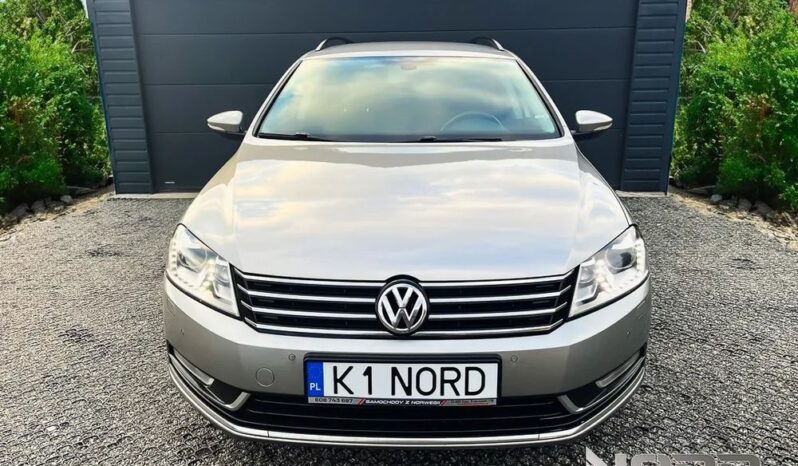 VOLKSWAGEN Passat  | FWD (przód) | Automatyczna | 105 KM | Srebrny full