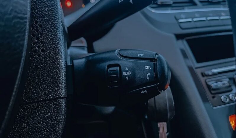 PEUGEOT 5008  | FWD (przód) | Manualna | 120 KM | Czarny full