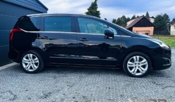 PEUGEOT 5008  | FWD (przód) | Manualna | 120 KM | Czarny full