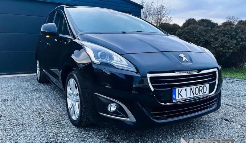 PEUGEOT 5008  | FWD (przód) | Manualna | 120 KM | Czarny full