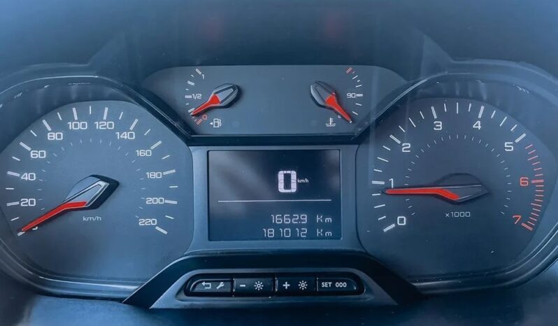 PEUGEOT Partner  | 4×4 (doł. automatycznie) | Manualna | 131 KM | Czerwony full