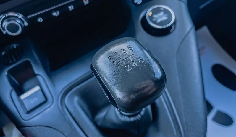 PEUGEOT Partner  | 4×4 (doł. automatycznie) | Manualna | 131 KM | Czerwony full