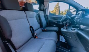PEUGEOT Partner  | 4×4 (doł. automatycznie) | Manualna | 131 KM | Czerwony full