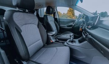 HYUNDAI I30  | FWD (przód) | Manualna | 110 KM | Srebrny full