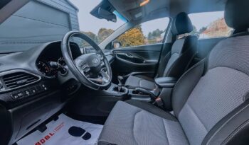 HYUNDAI I30  | FWD (przód) | Manualna | 110 KM | Srebrny full