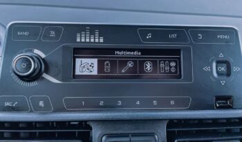 PEUGEOT Partner  | 4×4 (doł. automatycznie) | Manualna | 131 KM | Czerwony full