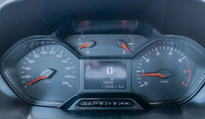 PEUGEOT Partner  | 4×4 (doł. automatycznie) | Manualna | 131 KM | Czerwony full