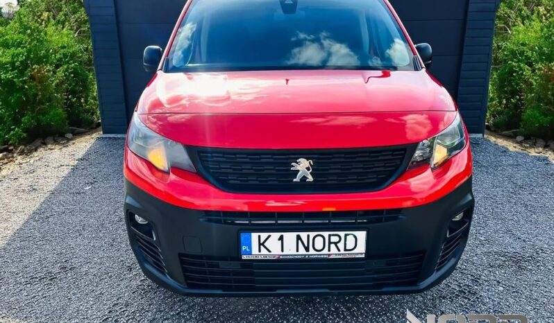 PEUGEOT Partner  | 4×4 (doł. automatycznie) | Manualna | 131 KM | Czerwony full