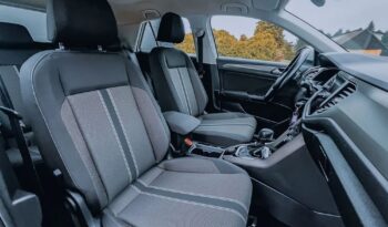 VOLKSWAGEN T-Roc  | 4×4 (stały) | Automatyczna | 150 KM | Biały full