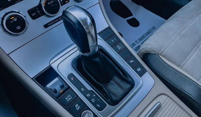VOLKSWAGEN CC  | FWD (przód) | Automatyczna | 177 KM | Czarny full