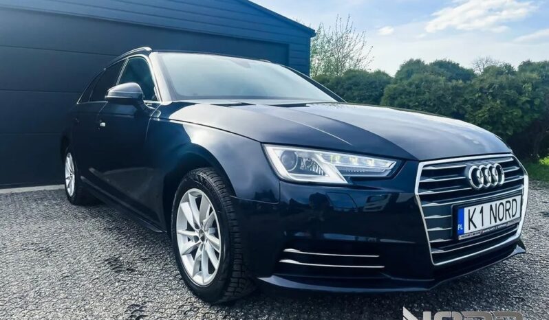 AUDI A4  | FWD (przód) | Automatyczna | 150 KM | Granatowy full