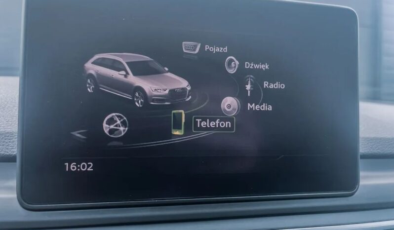 AUDI A4  | FWD (przód) | Automatyczna | 150 KM | Granatowy full
