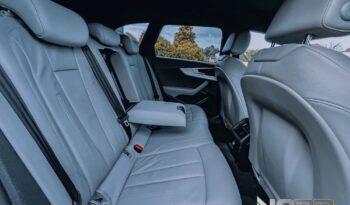 AUDI A4  | FWD (przód) | Automatyczna | 150 KM | Granatowy full