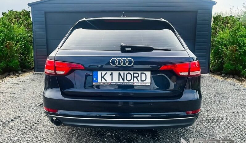 AUDI A4  | FWD (przód) | Automatyczna | 150 KM | Granatowy full
