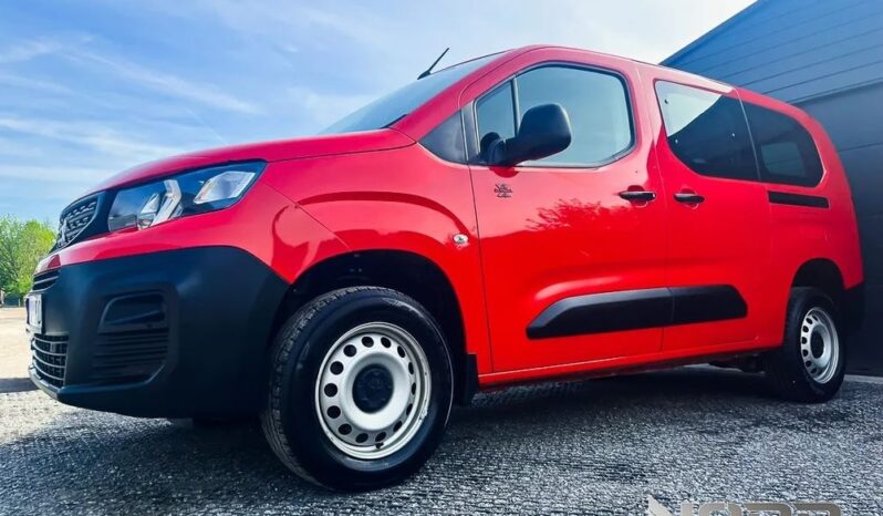 PEUGEOT Partner  | 4×4 (doł. ręcznie) | Manualna | 131 KM | Czerwony full