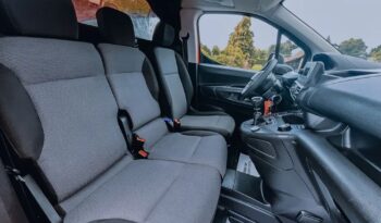 PEUGEOT Partner  | 4×4 (doł. ręcznie) | Manualna | 131 KM | Czerwony full