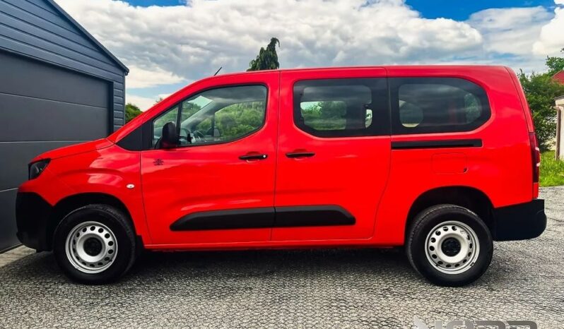 PEUGEOT Partner  | 4×4 (doł. ręcznie) | Manualna | 131 KM | Czerwony full