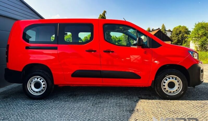 PEUGEOT Partner  | 4×4 (doł. ręcznie) | Manualna | 131 KM | Czerwony full
