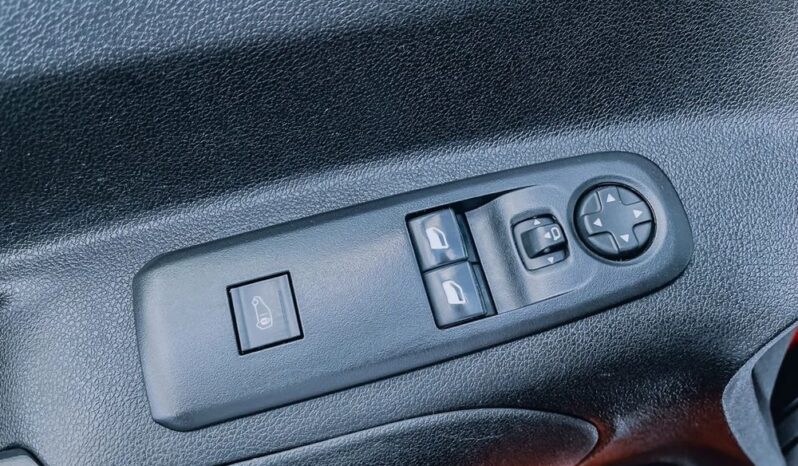 PEUGEOT Partner  | 4×4 (doł. ręcznie) | Manualna | 131 KM | Czerwony full