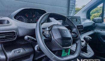 PEUGEOT Partner  | 4×4 (doł. ręcznie) | Manualna | 131 KM | Czerwony full