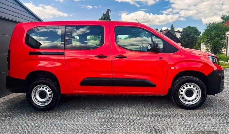 PEUGEOT Partner  | 4×4 (doł. ręcznie) | Manualna | 131 KM | Czerwony full