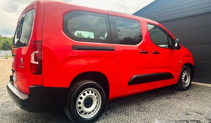 PEUGEOT Partner  | FWD (przód) | Automatyczna | 131 KM | Czerwony full