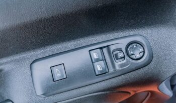PEUGEOT Partner  | FWD (przód) | Automatyczna | 131 KM | Czerwony full