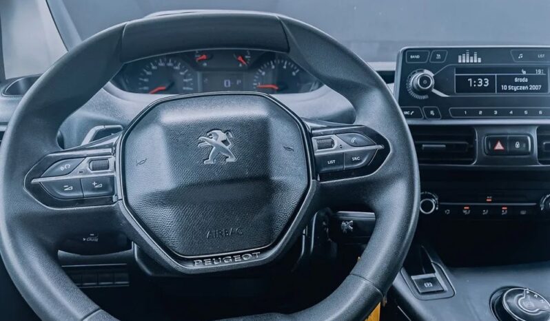PEUGEOT Partner  | FWD (przód) | Automatyczna | 131 KM | Czerwony full