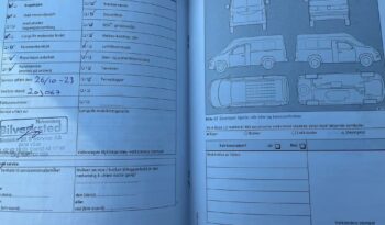 VOLKSWAGEN TRANSPORTER T6 DSG | 4×4 (stały) | Automatyczna | 150 KM | Srebrny full