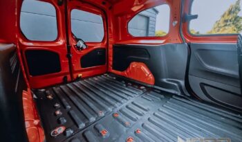 PEUGEOT Partner  | 4×4 (doł. ręcznie) | Manualna | 131 KM | Czerwony full