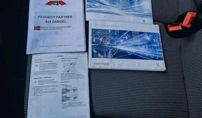 PEUGEOT Partner  | 4×4 (doł. ręcznie) | Manualna | 131 KM | Czerwony full