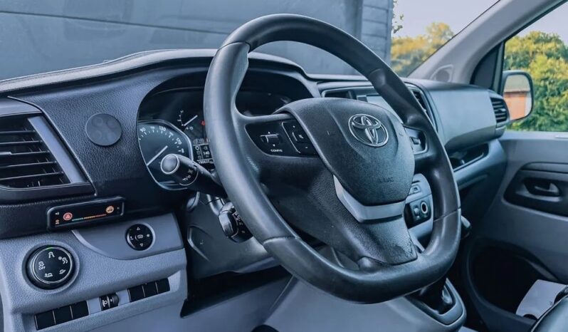 TOYOTA ProAce | FWD (przód) | Manualna | 122 KM | Biały full